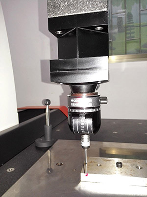 Three-dimensional high probe